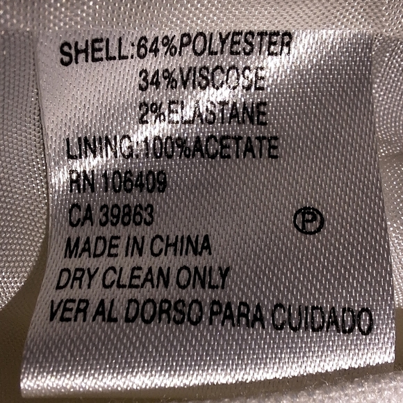 An Antonio Melani sleeveless v-neck split hem lined midi dress in a size 2. - Picture 7 of 9